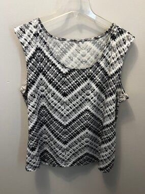Women's Unbranded Sleeveless Blouse, Black Geo design, Size XL, Ex Cond!